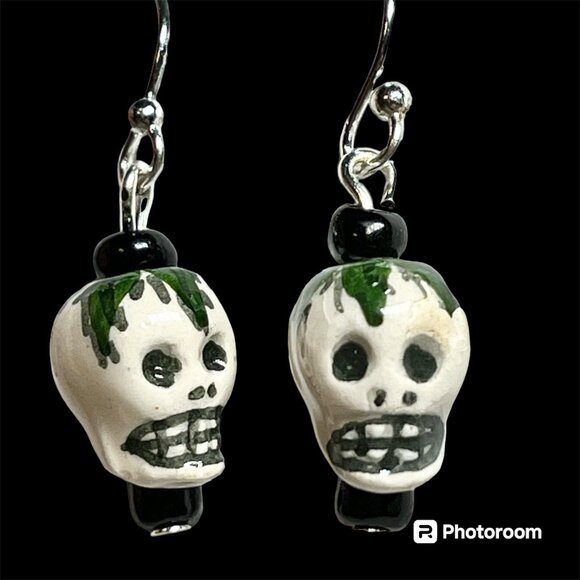 Skull Earrings Ceramic Bead Skeleton Halloween Goth Gothic Dangle Silver Plated - Picture 1 of 12